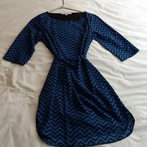 3/4 sleeve chevron belted dress